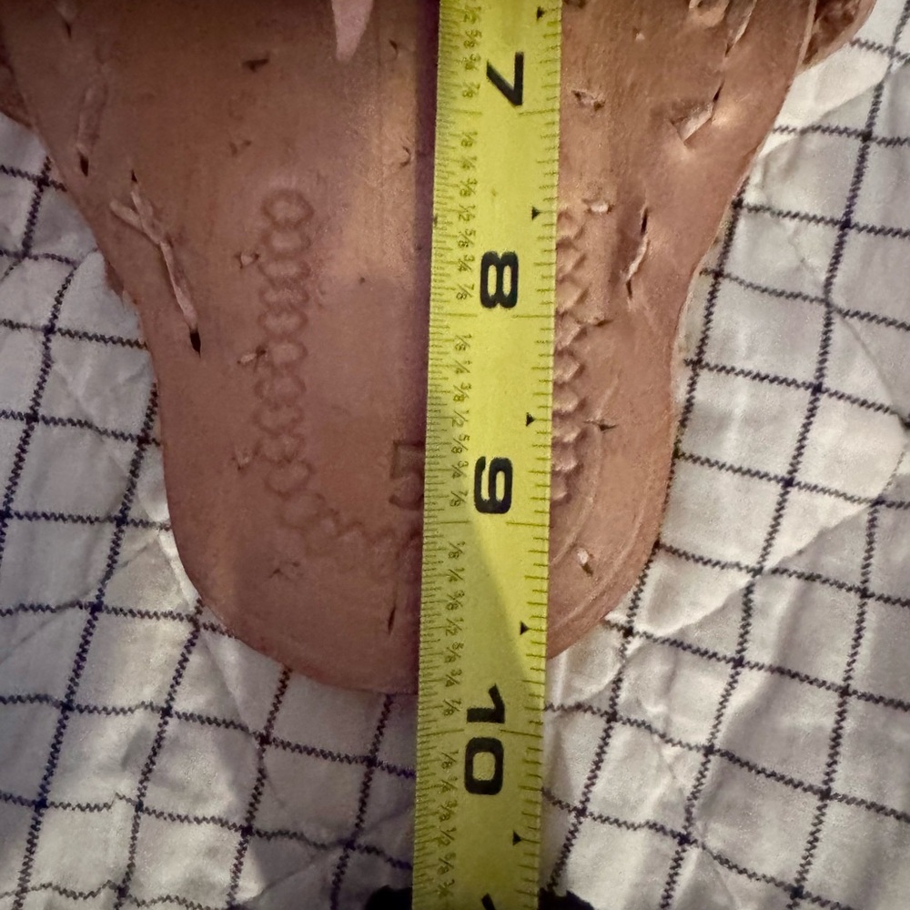 Handcrafted Tan Leather Sandals NWOT - Picture 7 of 9